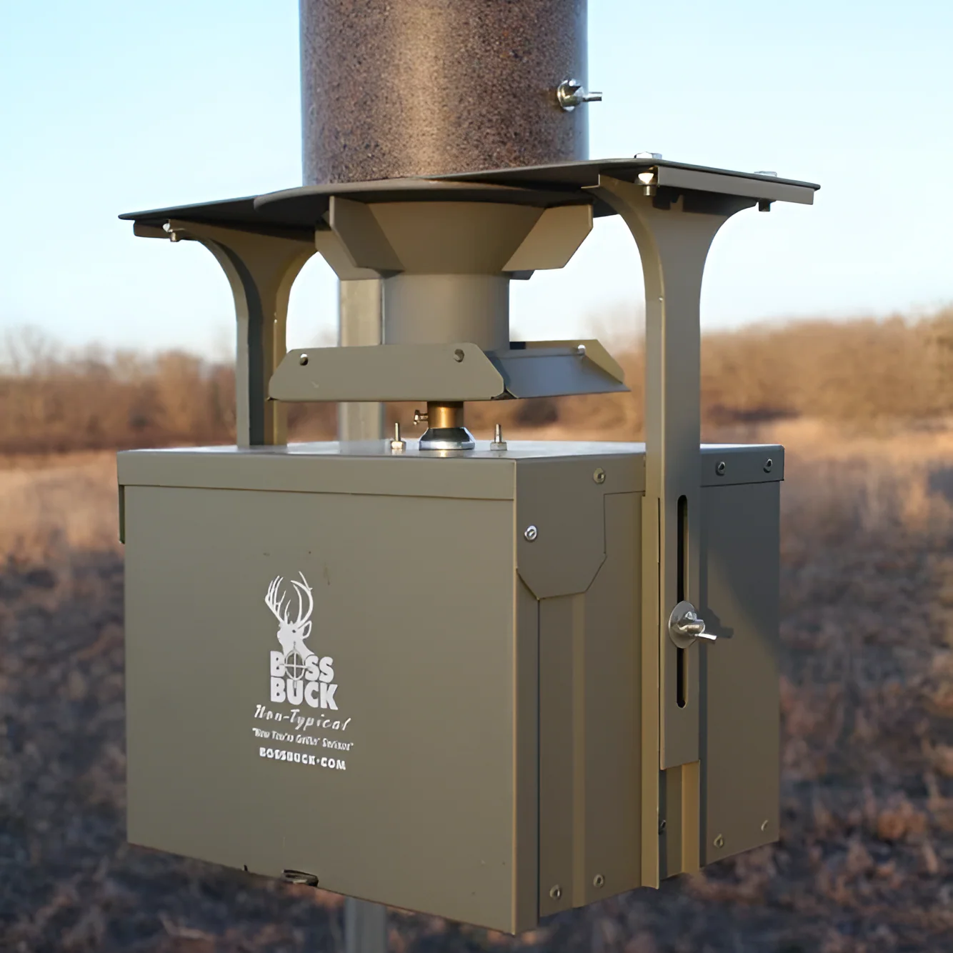 Boss Buck 1200 lb Automatic Spinner Deer Feeder - 12v Battery Included - Image 3