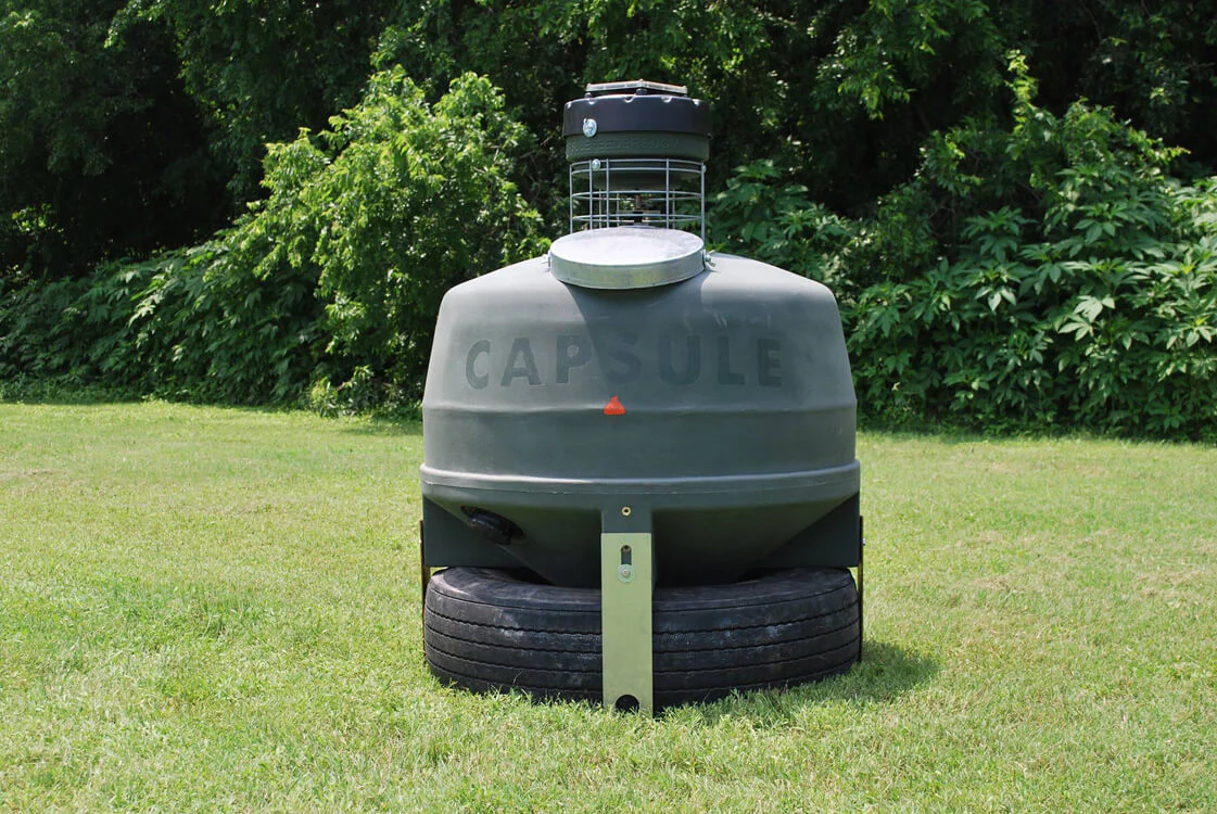 Capsule Ground Level Sit and Fill Deer Corn and Protein Feeder 800 lb. Capacity - Image 5