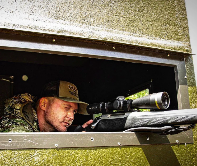 Dillon Manufacturing 4' x 6' Fiberglass Combination Bow and Rifle Blind - Image 3