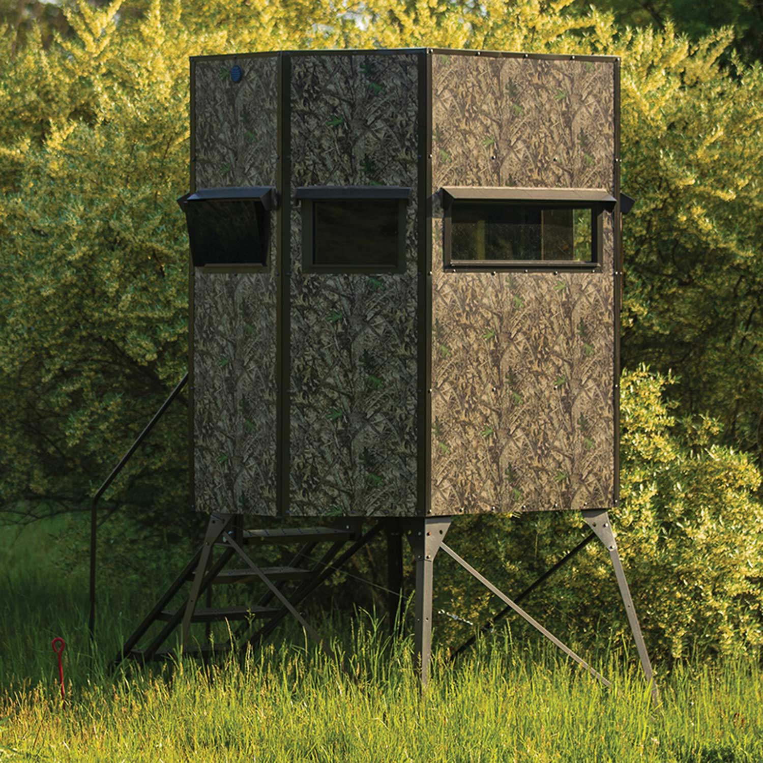 Texas Hunter Wrangler Rifle Octagon Shaped Camo Aluminum 5' x 7' Deer Blind with 4' Tower - Image 6